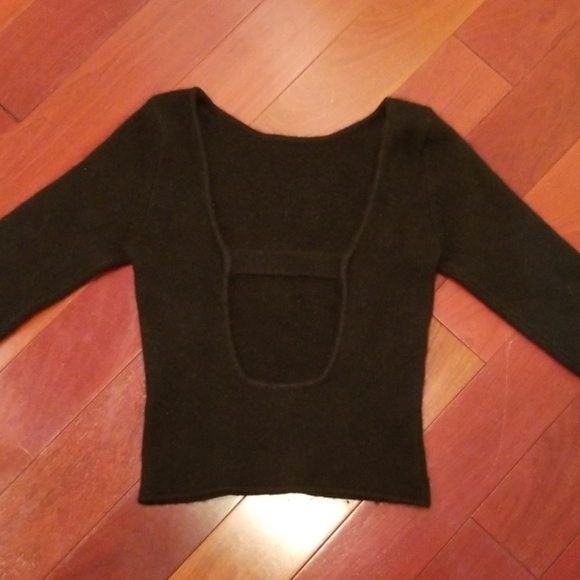 Black Open Back Sweater - Picture 2 of 2
